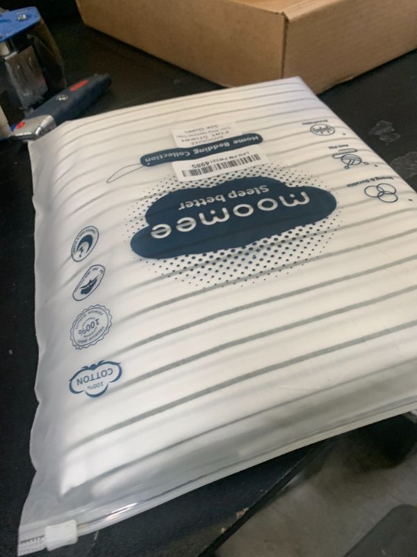 Photo 1 of MooMee Stripes Flat Top Sheet Only 100% Washed Cotton Linen Like Textured Breathable Durable (White Heathered Green Wide Stripes, Queen)