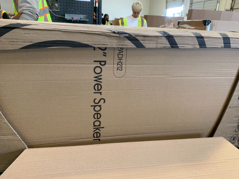 Photo 1 of Pyle Portable Cabinet PA Speaker System - 1600 Watt Outdoor Stereo Sound Speakers w/ Dual 12" Woofers, 3.4" Piezo Tweeters, 5"x12" Super Horn Midrange, Crossover Network