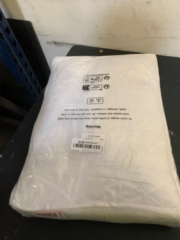 Photo 1 of MIULEE 22x22 Pillow Inserts,Set of 2 Down Feather Throw Pillows for Couch Sofa Bed, Decorative Fluffy Throw Pillow Inserts Cotton Fabric,White