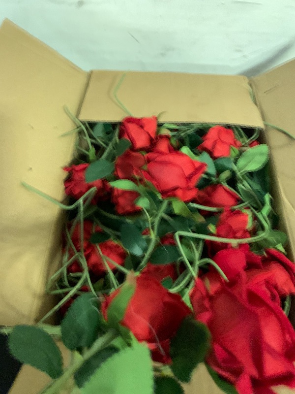 Photo 1 of Hananona Artificial Roses in Bulk, Fake Silk Roses Realistic Roses for Wedding Centerpieces Flower Arrangement Home Decor (100, Red)