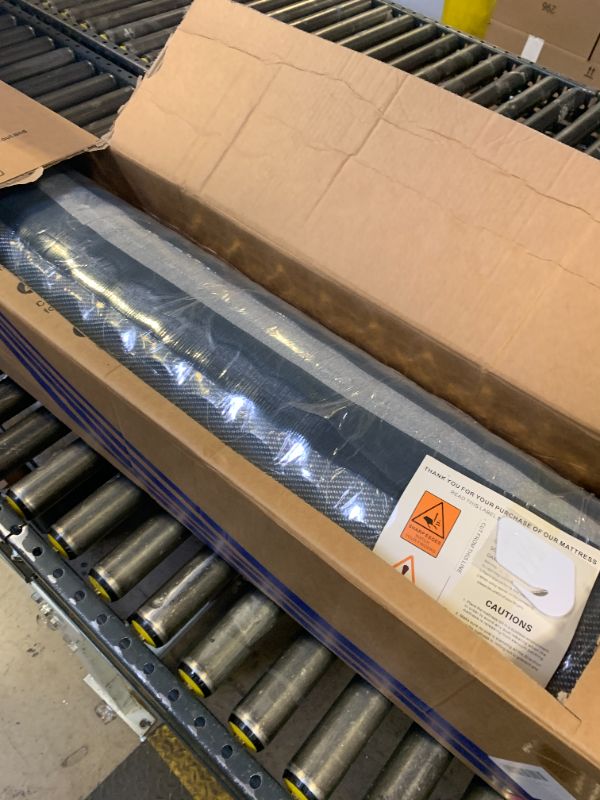 Photo 1 of Gunugu Queen Mattress,12 Inch Queen Size Mattress in a Box,Memory Foam Hybrid Queen Mattresses with Individual Pocket Springfor Motion Isolation&Silent Sleep,Lumbar Support&Pressure Relief,Medium Firm