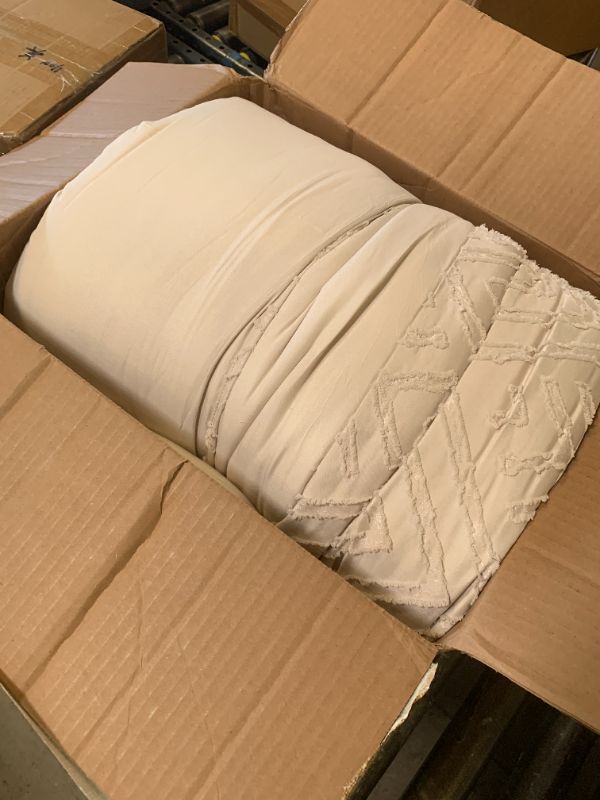 Photo 1 of Litanika Beige Super King Plus Comforter, 3 Pieces Cream Tufted Boho Farmhouse Bedding Comforter Sets, Lightweight Fluffy Bed Set for All Season (128x120In Comforter and 2 Pillowcases)