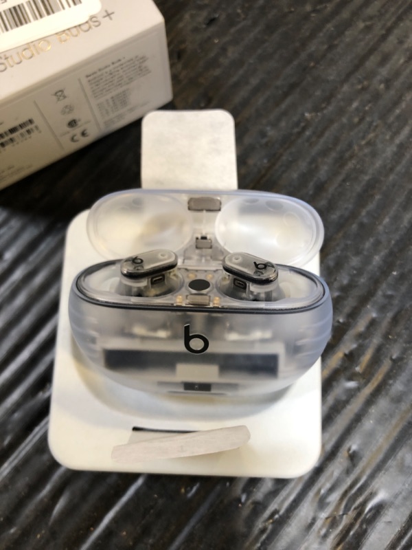 Photo 1 of *****NONFUNCTIONAL PARTS ONLY******
Beats Studio Buds + | True Wireless Noise Cancelling Earbuds, Enhanced Apple & Android Compatibility, Built-in Microphone, Sweat Resistant Bluetooth Headphones, Spatial Audio - Transparent*****NONFUNCTIONAL PARTS ONLY**