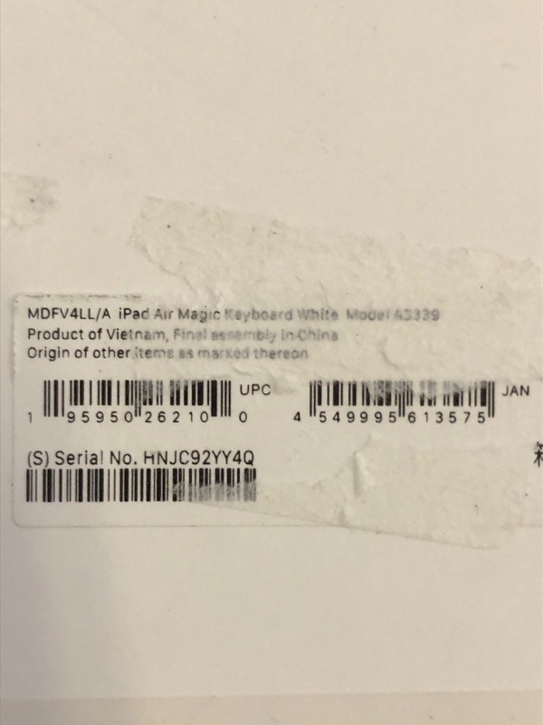 Photo 1 of Apple Magic Keyboard: Keyboard and Case for iPad Air 11-inch (M2 and M3) and iPad Air (4th and 5th Generation), US English — White