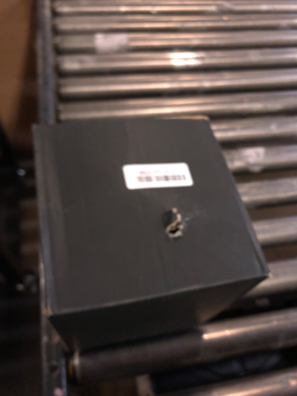 Photo 1 of Japanese Cast Iron Tea Kettle – 1.5L Nambu Tetsubin with Arare Pattern