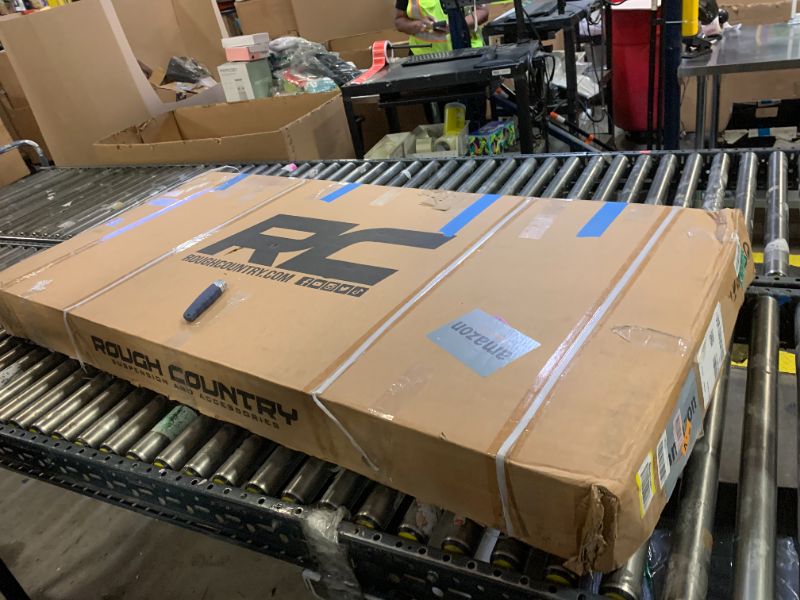 Photo 1 of Rough Country 1.5-2" Leveling Lift Kit for 99-06 Chevy/GMC 1500-28330