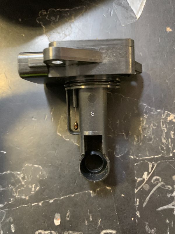 Photo 1 of Denso 197-6030 Mass Air Flow Sensor
