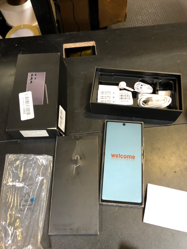 Photo 1 of Samsung Galaxy S23 Ultra 5G 512GB Unlocked Excellent + Bonus Tempered Glass