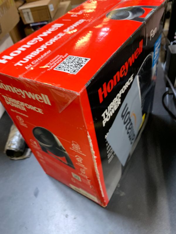 Photo 1 of Honeywell Turboforce Fan, Ht-900, 11 inch