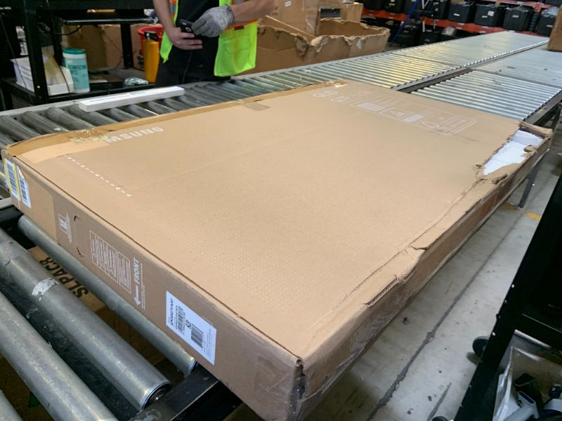 Photo 1 of Samsung 50-Inch Class QLED Q7F Series Samsung Vision AI Smart TV (2025 Model, 50Q7F) Quantum HDR, Object Tracking Sound Lite, Q4 AI Gen1 Processor, 4K upscaling, Gaming Hub, Alexa Built-in