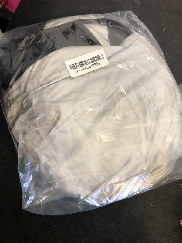 Photo 1 of 240T Thickened Automotive Glass Sunshade and Comes with Storage Bag,Keep Car Interior Cool,Universal Windshield Sun Shade Fit for Cars,Trucks,SUVs (L(57.08 * 31.5 inch))