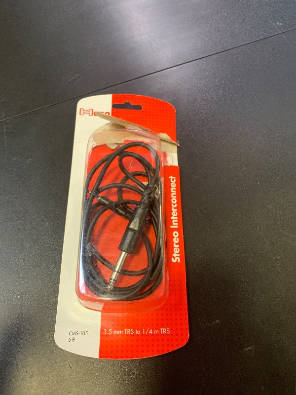 Photo 1 of HOSA, 3.5 Mm STEREO INTERCONNECT CABLE (CMS105)