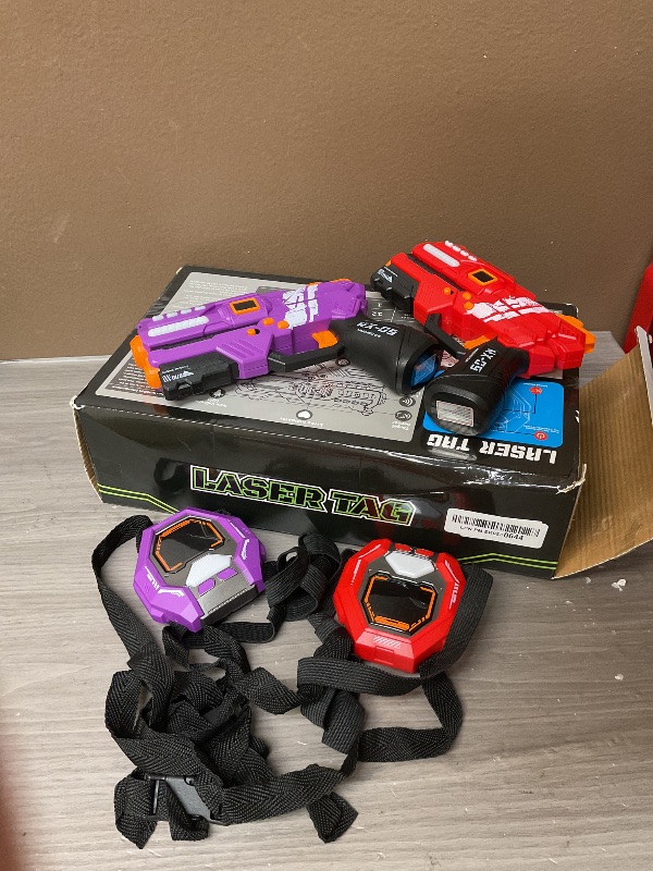 Photo 1 of SEE NOTES PICTURE……..Laser Tag Guns Set of 4 Laser Tag Guns with Digital LED Score Display Vests,Gifts for Teens and Adults Boys & Girls,Adults and Family Fun,Gift for Kids Ages 8 9 10 11 12+Year Old Boy