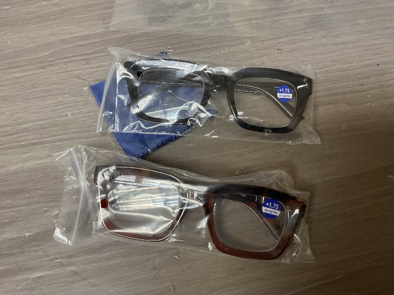 Photo 1 of 2 pack miyya Stylish Reading Glasses for Women, Cheaters Eyeglasses, Oversized Blue Light Readers, Fashion Eye Glasses