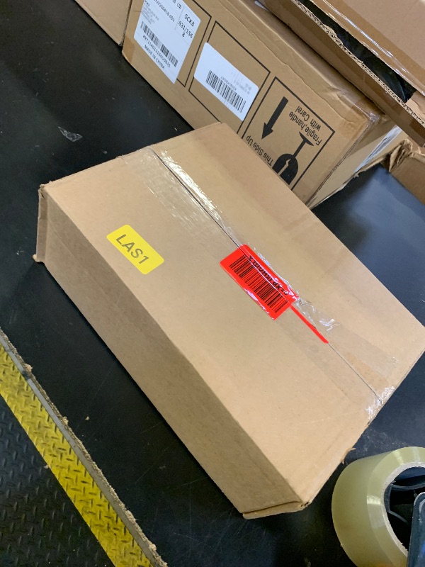 Photo 1 of Exterminators Choice - Large Rat Bait Station Boxes with 1 Key - Heavy Duty Mouse Trap Poison Holder - Great for Catching Rats and Mice - Pest Control - Durable and Discreet