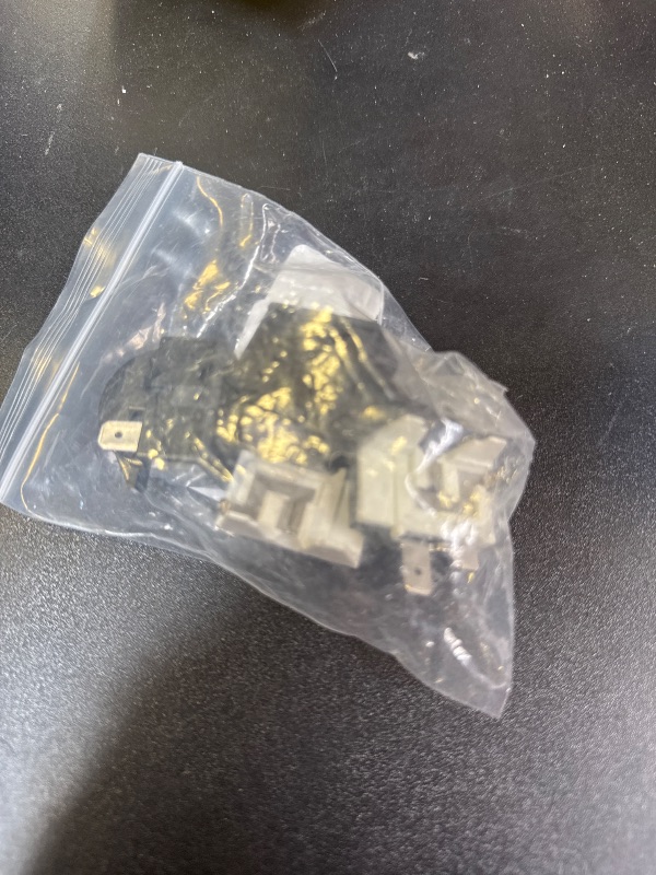 Photo 1 of QP2-4.7 Starter Relay, 1 Pin Refrigerator Starter Relay with 6750C-0005P Refrigerator Overload Protector QP2-4r7 Relay Replacement Parts for Mini Fridges Coolers LG Refrigerator Compressor