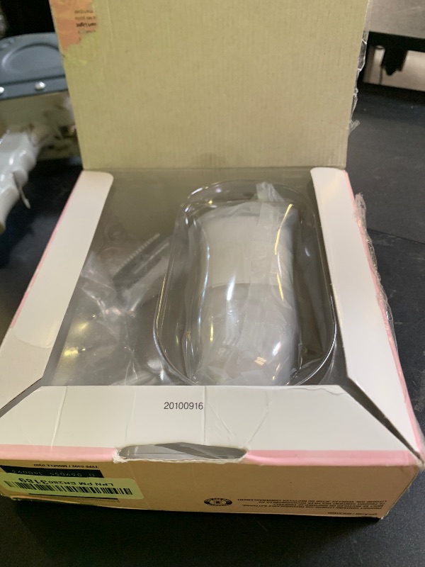 Photo 1 of Braun Epilator Silk-épil 7, Hair Removal Device, Women Shaver & Trimmer, Wet and Dry, Wide Head, Includes Shaver Head and Trimmer Comb, SE7-041, Silver