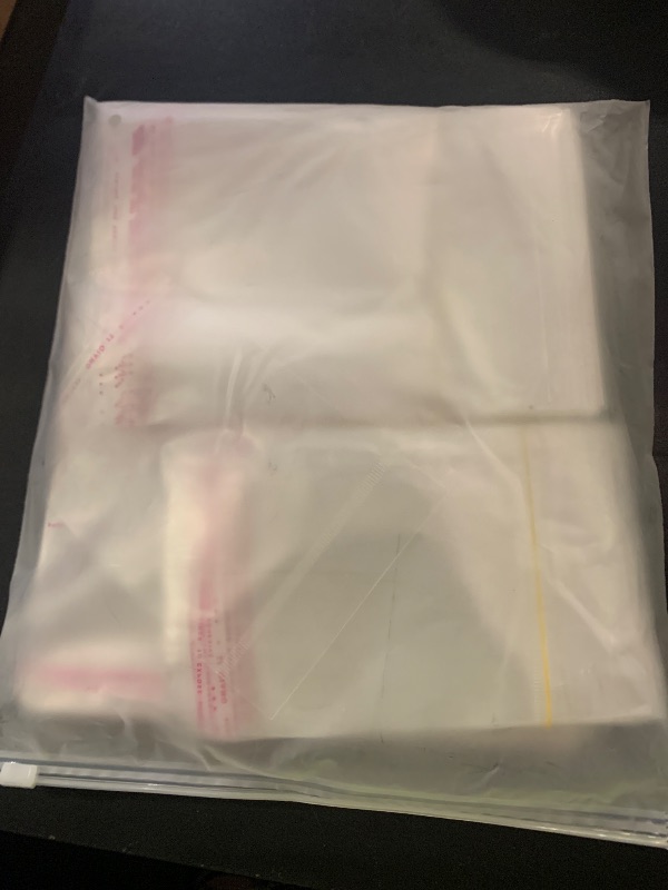 Photo 1 of 400Pcs Clear Plastic Self Sealing Bags with Hang Hole Resealable Storage Cellophane Bags for Bakery Cookies Candies Jewelry Decorative Wrappers Gifts 3 x 5inch, 4x 6inch, 5 x 7inch, 8 x 10 inch