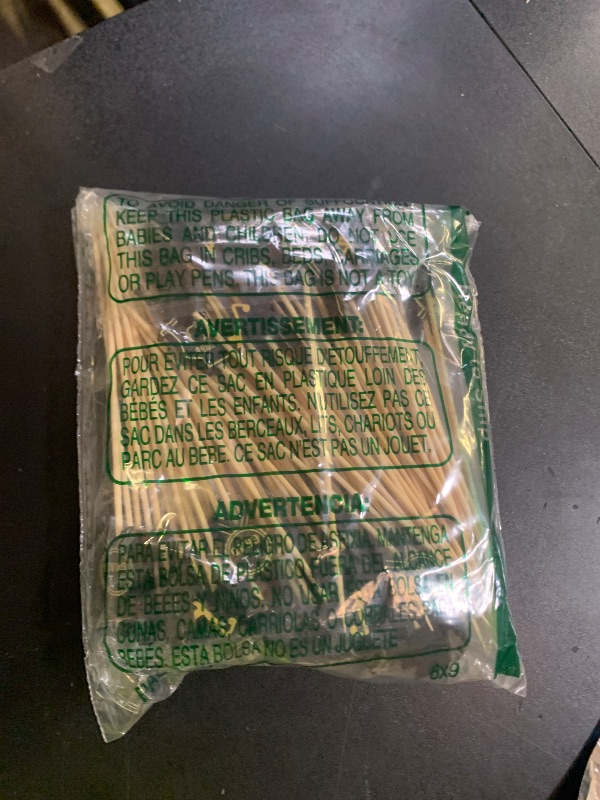 Photo 1 of 100 Pcs Graduation Cocktail Picks Class of 2025 Congrats Grad Theme Decorations Long Toothpicks Fruit Sticks Skewers Topper for Appetizer Food Sandwich Cupcake Themed Party Supplies