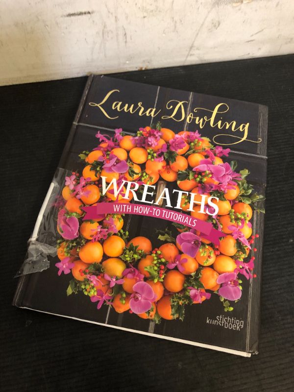 Photo 1 of Amazon.com: Wreaths: With How-to Tutorials: 