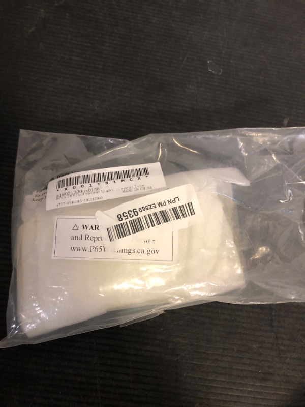 Photo 1 of uxcell 8Pcs T8 Fluorescent Light Holder G13 Base Non-Shunted Single Head Lamp Socket AC 250V 2A for LED Fluorescent Tube