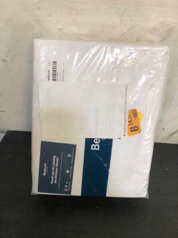 Photo 1 of Bedsure 100% Washed Cotton Duvet Cover King - Bright White Minimalist Duvet Cover Linen Like for All Seasons - GentleSoft™ Plain Simple Cotton Bedding, 3 Pieces (Bright White, King, 104"x90")