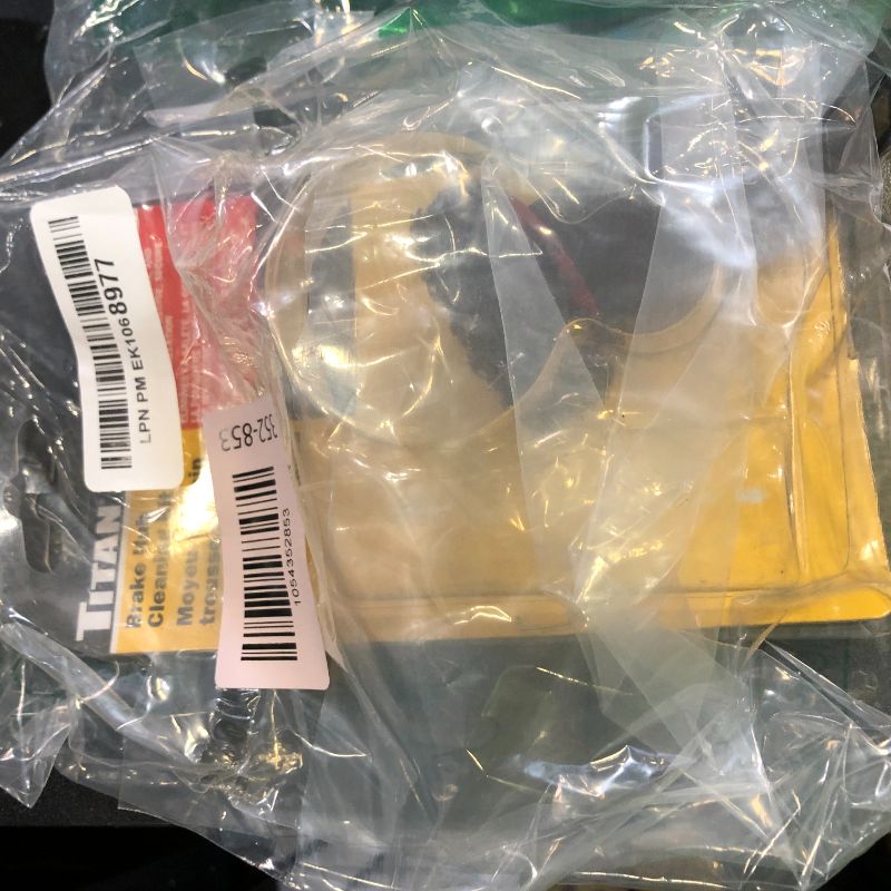 Photo 1 of Titan 51798 Wheel Hub Cleaning Kit