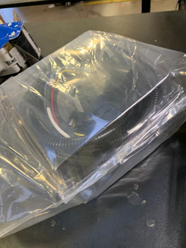 Photo 1 of Reese Towpower 20110 Fifth Wheel Adapter Harness