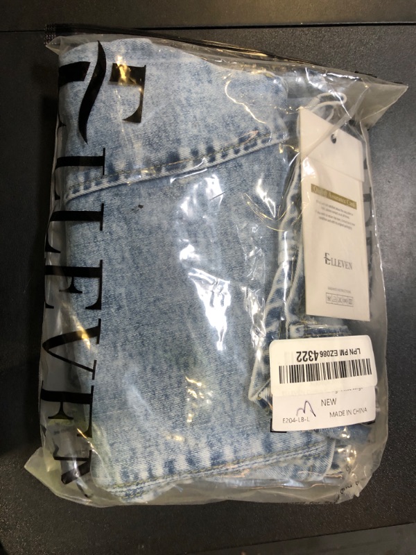 Photo 1 of ELLEVEN Denim Vest Top for women Summer Western Jean Vest Crop Tank Top V-Neck Fitted Waistcoat Button Up Cowgirl Slim Fit Sexy Country Concert Trendy Outfit Light Blue Large