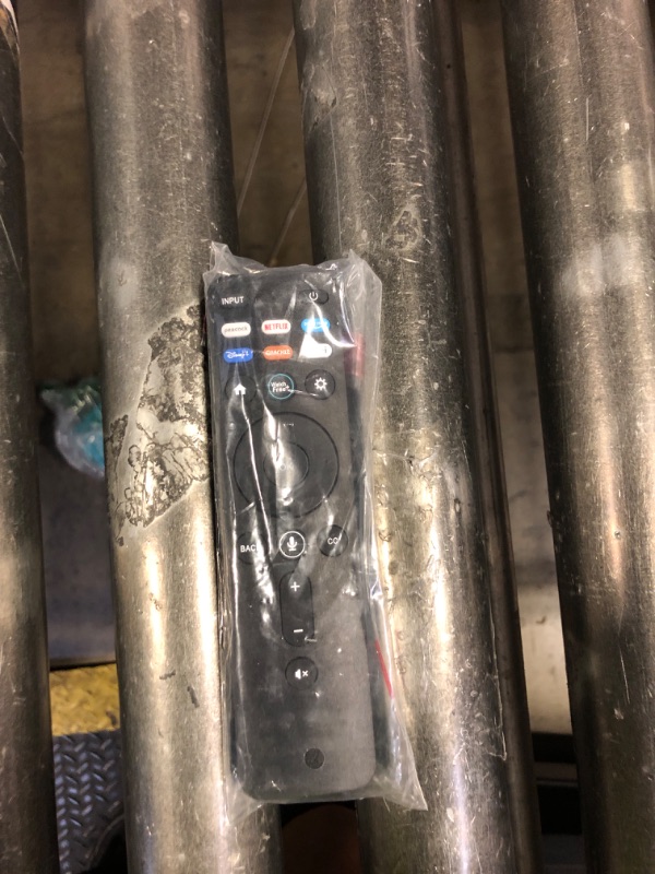 Photo 1 of New Universal Vizio Remote XRT260 IR Replacement Fit for All Vizio V-Series, M-Series 4K HDR Smart TV Without Voice Command with Netflix, PrimeVideo, DSY+, Tubi, Watchfree, Peacock, Crackle Buttons