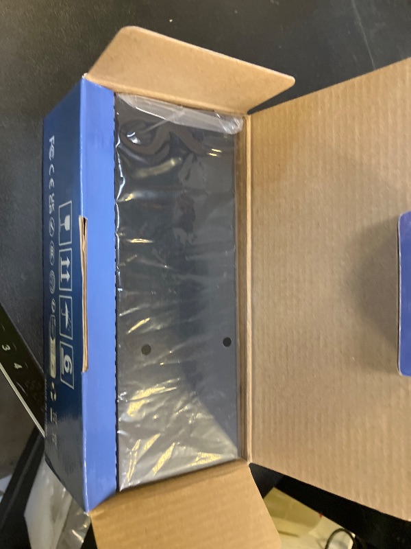 Photo 1 of 10 Port 2.5G Unmanaged Ethernet Switch, 8 x 2.5G Base-T Ports, 2 x 10G SFP, Compatible with 100/1000/2500Mbps, VLAN, Fanless, Desktop/Wall Mount YuanLey 2.5Gbe Network Switch for Wireless AP, NAS, PC