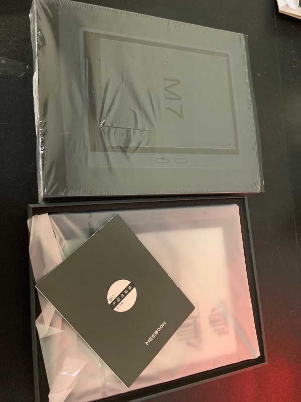 Photo 1 of Meebook E-Reader M7 | 6.8' Eink Carta Screen | 300PPI Smart Light | Android 11 | Ouad Core Processor | Out Speaker | Support Google Play Store | 3GB+32GB Storage | Micro-SD Slot | Gray
