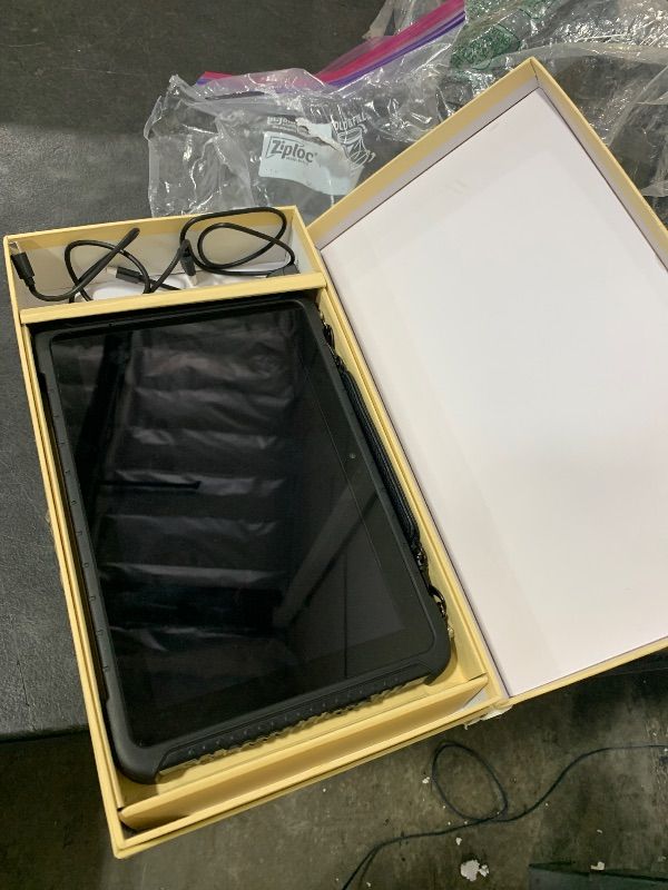 Photo 1 of *FOR PARTS * _____ Rugged Tablet 10.1 inch Touch Screen Windows 11 Tablet 8GB + 128GB Intel N5100 Sunlight Readable with Honey-Well N3680 Scan IP65 5000mAh Battery 4G LTE GPS BT5.1 Wi-Fi for Outdoor Field Work T02W