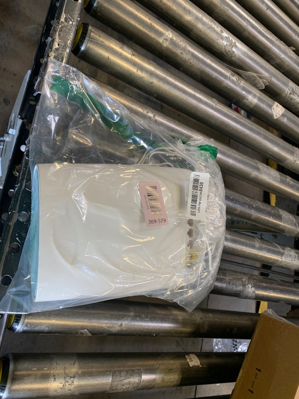 Photo 1 of NETGEAR Orbi Router Whole Home Mesh WiFi System - Tri-band WiFi Router. Up to 2,500sqft of WiFi Coverage, AC3000 (RBR50) (Renewed)