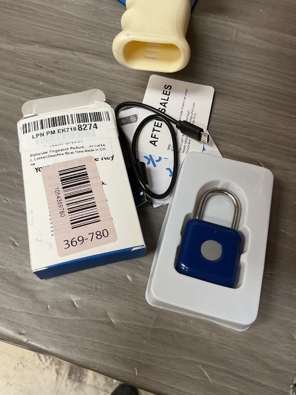 Photo 1 of Pothunder Fingerprint Padlock, Smart Padlock, Locker Lock, Fingerprint Lock with APP Unlock, USB Rechargeable, Suitable for Gym Locker, Locker(Sapphire Blue)