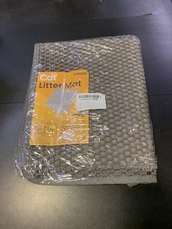Photo 1 of Cat Litter Mat-30"X24" Jumbo Litter Trapping Mat EVA Honeycomb,Urine & Waterproof Scatter Control Matt for Cat With Handle Design Easier To Clean, Less Waste, Soft On Paws, Gray