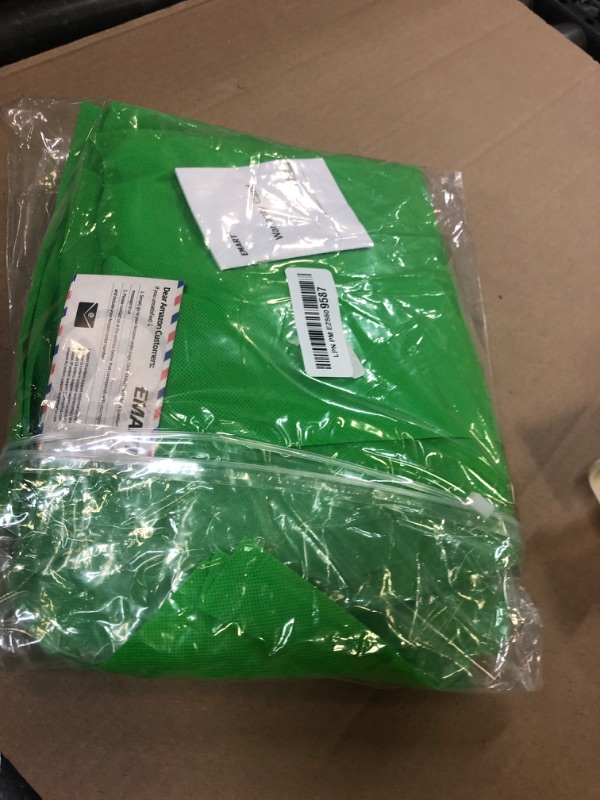 Photo 1 of EMART 5x6.5ft Green Screen Backdrop, Non-Woven Fabric Greenscreen Photography Background with 2 Spring Clamps, Suitable for Photoshoot, Photographic Studio, Live Streaming