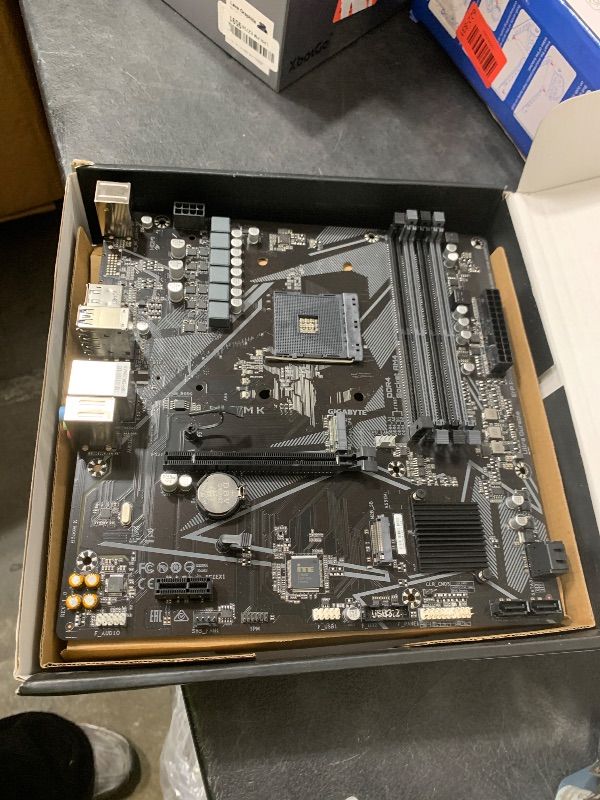 Photo 1 of  SEE PICTURES FOR REFRENCE GIGABYTE B550M AORUS Elite AX (rev 1.3) Motherboard, Supports AMD AM4 Ryzen 5000 Processors, Micro-ATX, DDR4, Single M.2, SATA 6Gb/s, Realtek GbE LAN, PCIe 4.0