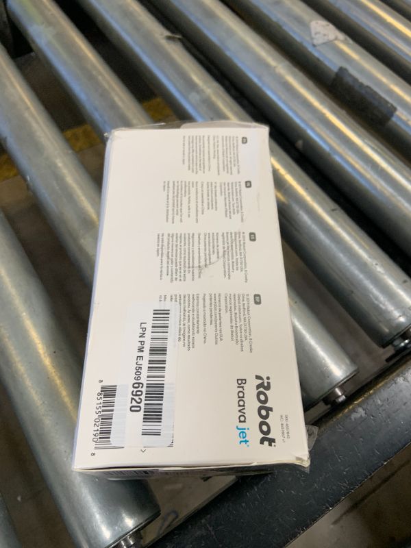 Photo 1 of iRobot Braava Authentic Replacement Parts- Braava Jet 200 Series Dry Sweeping Pads (10-Pack)