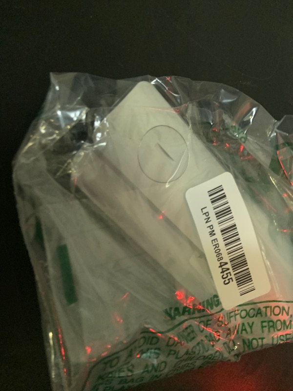 Photo 1 of New Replacement Universal Remote Control for Apple TV 4K Remote Apple 4K/ Gen 1 2 3 4/ HD A2169 A1842 A1625 A1427 A1469 A1378 A1218 with TV Control Function