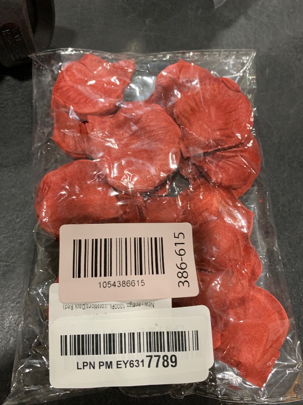 Photo 1 of Pyrrhiax 1000Pieces Rose Petals, Artificial Flower Petals Fake Rose Petals for Romantic Night,Wedding,Proposal Anniversary Flower Decorations(Dark Red)