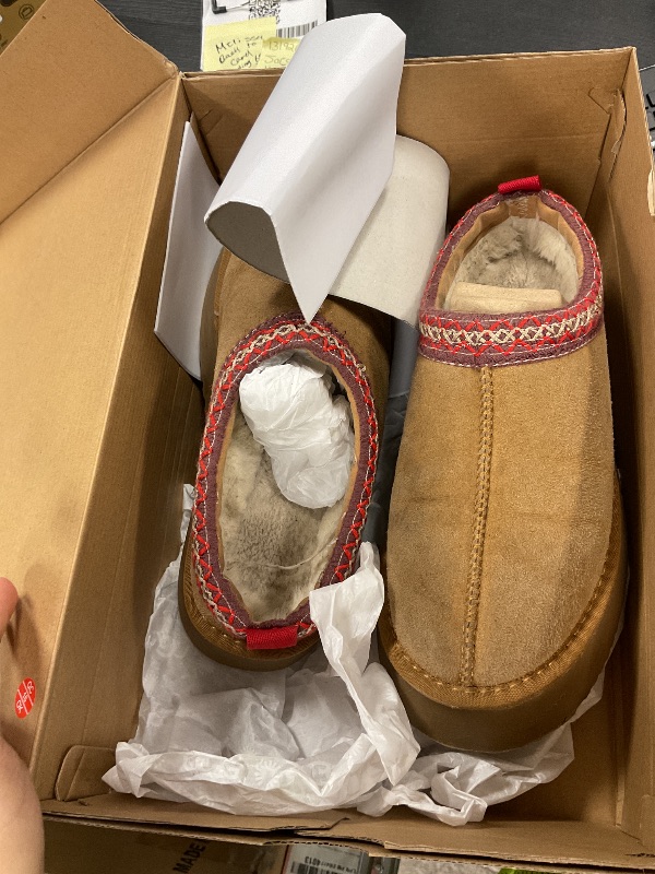Photo 1 of UGG Women's Tazz Ii Slipper, Chestnut, 41