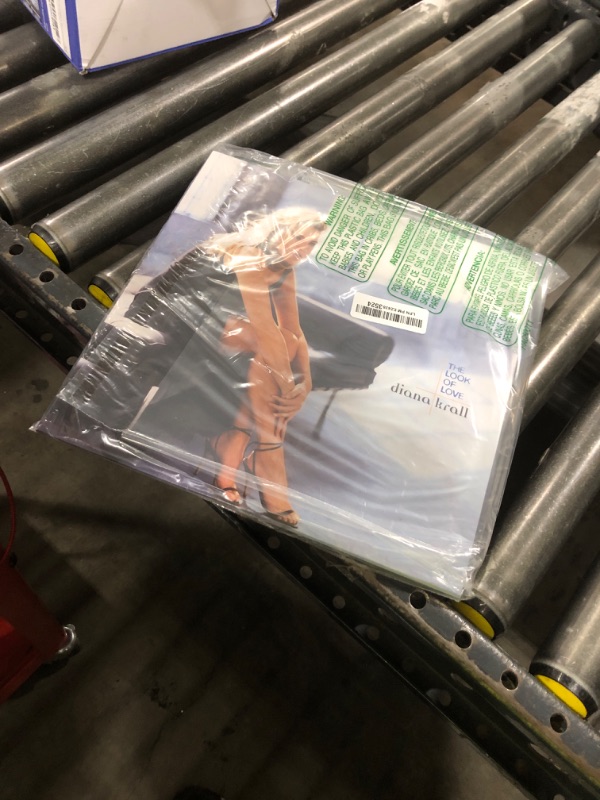 Photo 1 of The Look Of Love[2 LP]