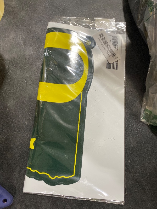Photo 1 of NCAA Siskiyou Sports Fan Shop Oregon Ducks Home State 11 Inch Magnet One Size Team Color