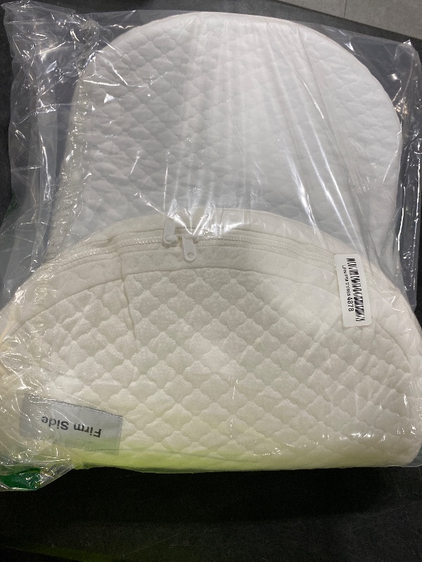 Photo 1 of Pro Goleem Baby Bassinet Mattress Pad, Breathable Waterproof Soft Cover Gel Memory Foam, Oval 30"x15" Dual Side Cradle Mattress Fit for Safety 1st/Dream On Me Lacy/Snoo/Moses Basket