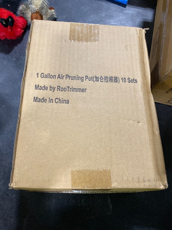 Photo 1 of RooTrimmer 1 Gallon Air Pruning Containers, New Plastic Nursery Pots, Fruit Vegetable Garden Self-Planting Pots, Black (1G-10P)