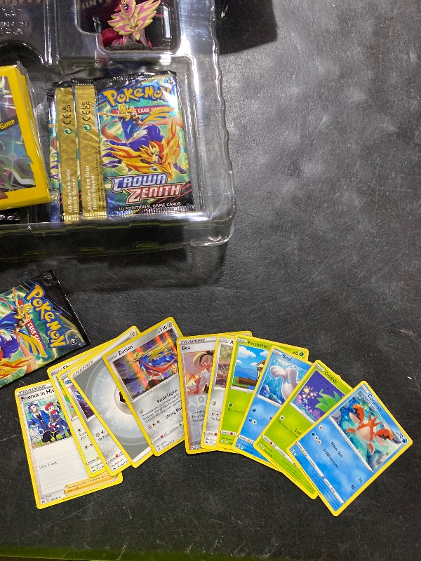 Photo 1 of Pokemon Crown Zenith Shiny Zamazenta Premium Figure Collection