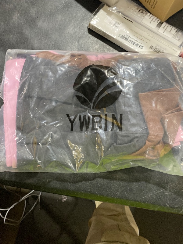 Photo 1 of YWBIN 4 Pack Women Workout Gym Impact Shorts Seamless Scrunch Butt Lifting Gym Yoga Shorts