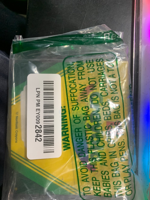Photo 1 of crayola 