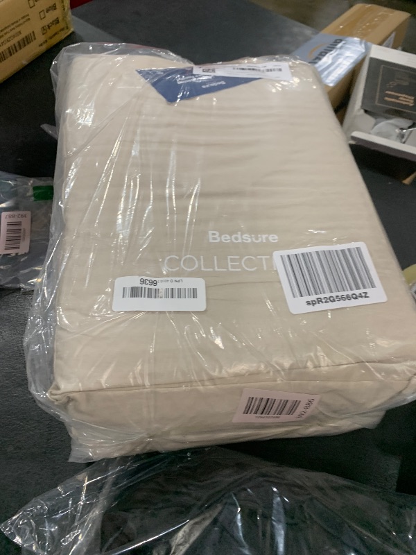 Photo 1 of Bedsure Cotton Duvet Cover Set - 100% Cotton Waffle Weave Linen Duvet Cover Oversized King Size, GentleSoft™ and Breathable Bedding Set for All Season, 3 Pieces, 120"x98"
